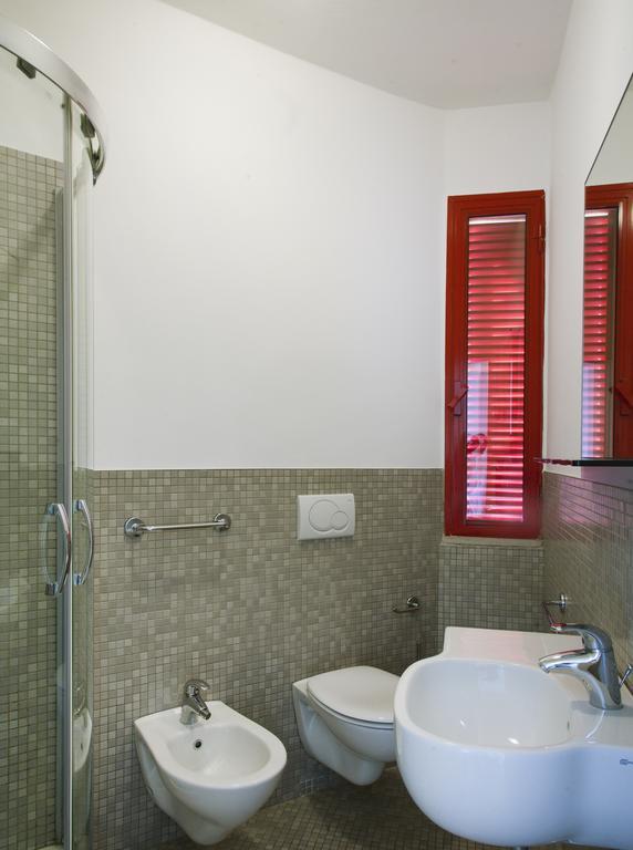 ריצ'יונה Aris Residence חדר תמונה